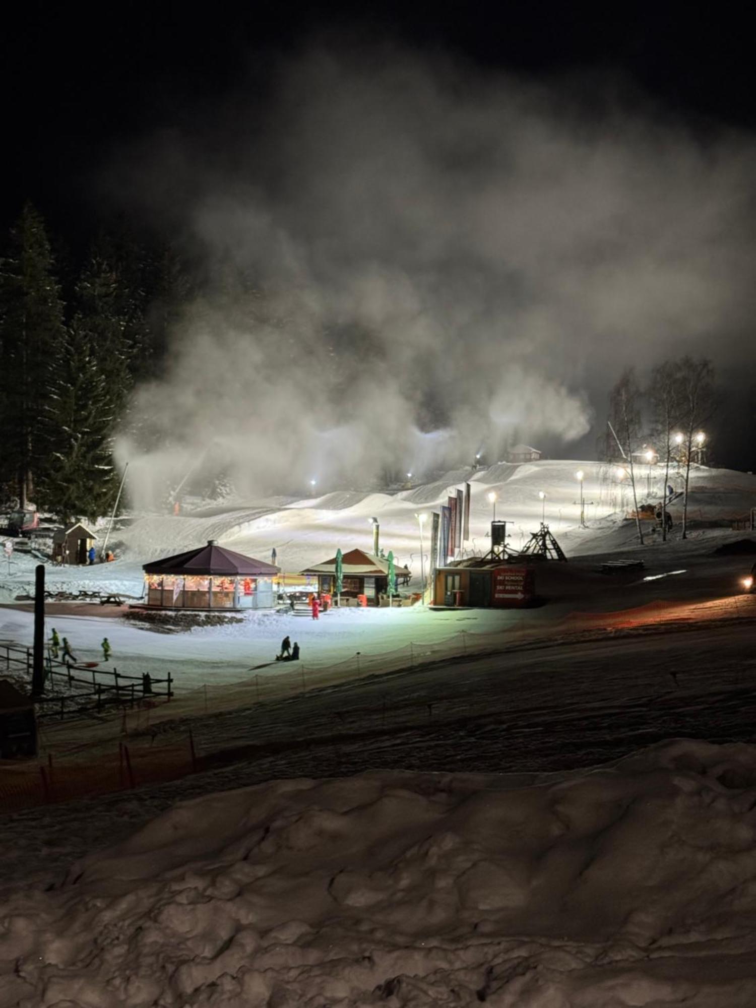 Pension & Restaurant Krakonos Harrachov Esterno foto